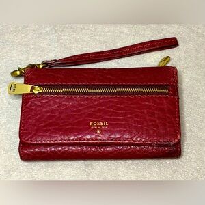 Fossil‎ Leather Maroon Trifold Wristlet Wallet, Card Holder, Excellent Condition